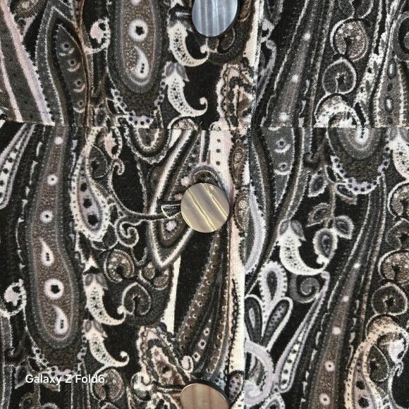 Bisous Bisous Black white paisley print coat size XL - Picture 6 of 6